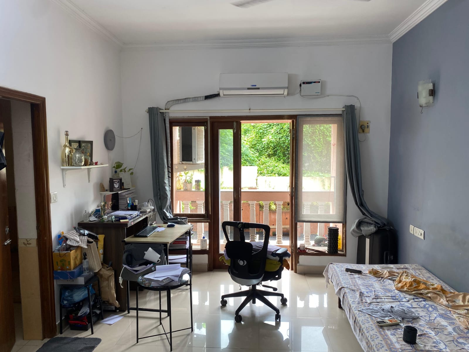 Flat 3 Bhk In Donapaula